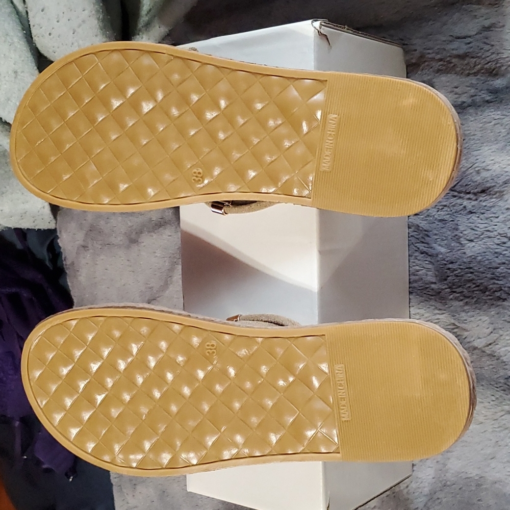 Leopard sandals size 7 - Picture 6 of 8